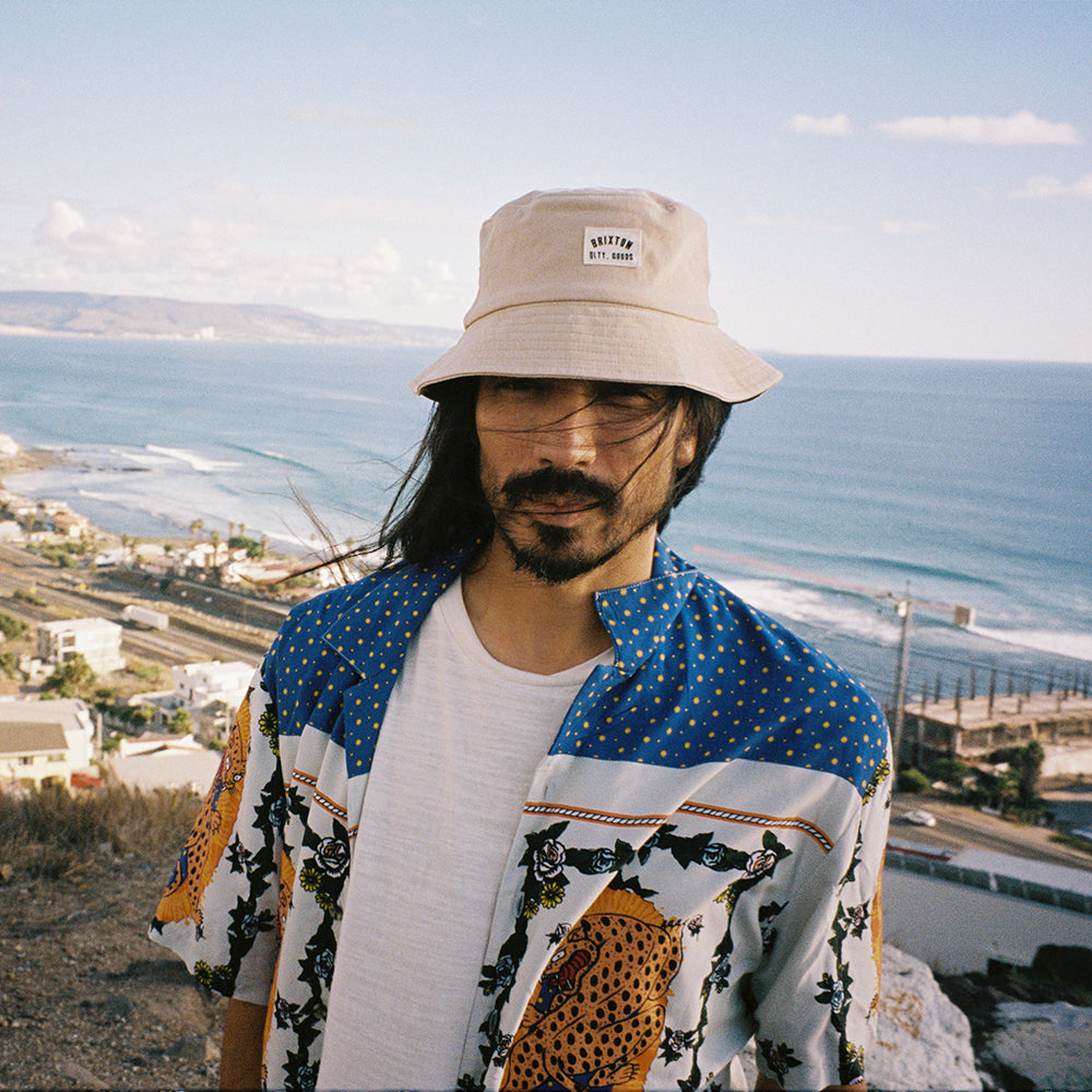 Chapeau Bob Délavé Pliable Woodburn sable BRIXTON