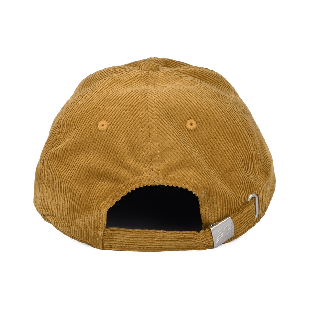 Casquette en Velours Côtelé Délavé camel NEW BALANCE
