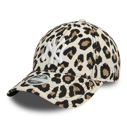 Casquette Femme 9FORTY MLB AOP Leopard New York Yankees beige NEW ERA