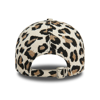 Casquette Femme 9FORTY MLB AOP Leopard New York Yankees beige NEW ERA