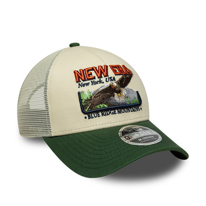 Casquette Trucker A-Frame 9FORTY M-Crown Outdoor Graphic crème-vert foncé NEW ERA