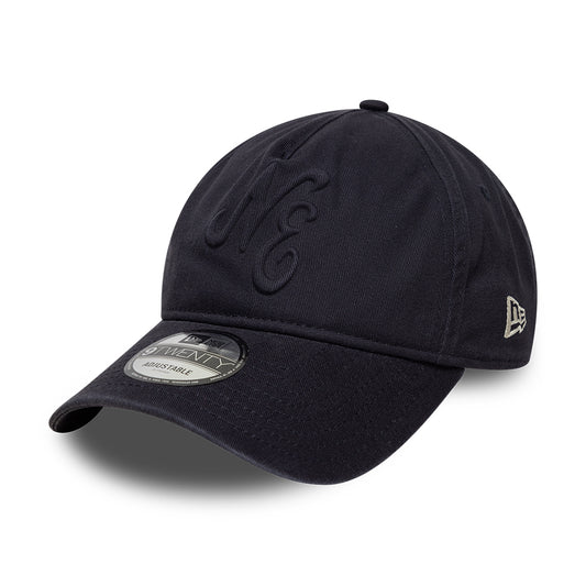 Casquette 9TWENTY NE Embossed A-Frame bleu marine sur bleu marine NEW ERA