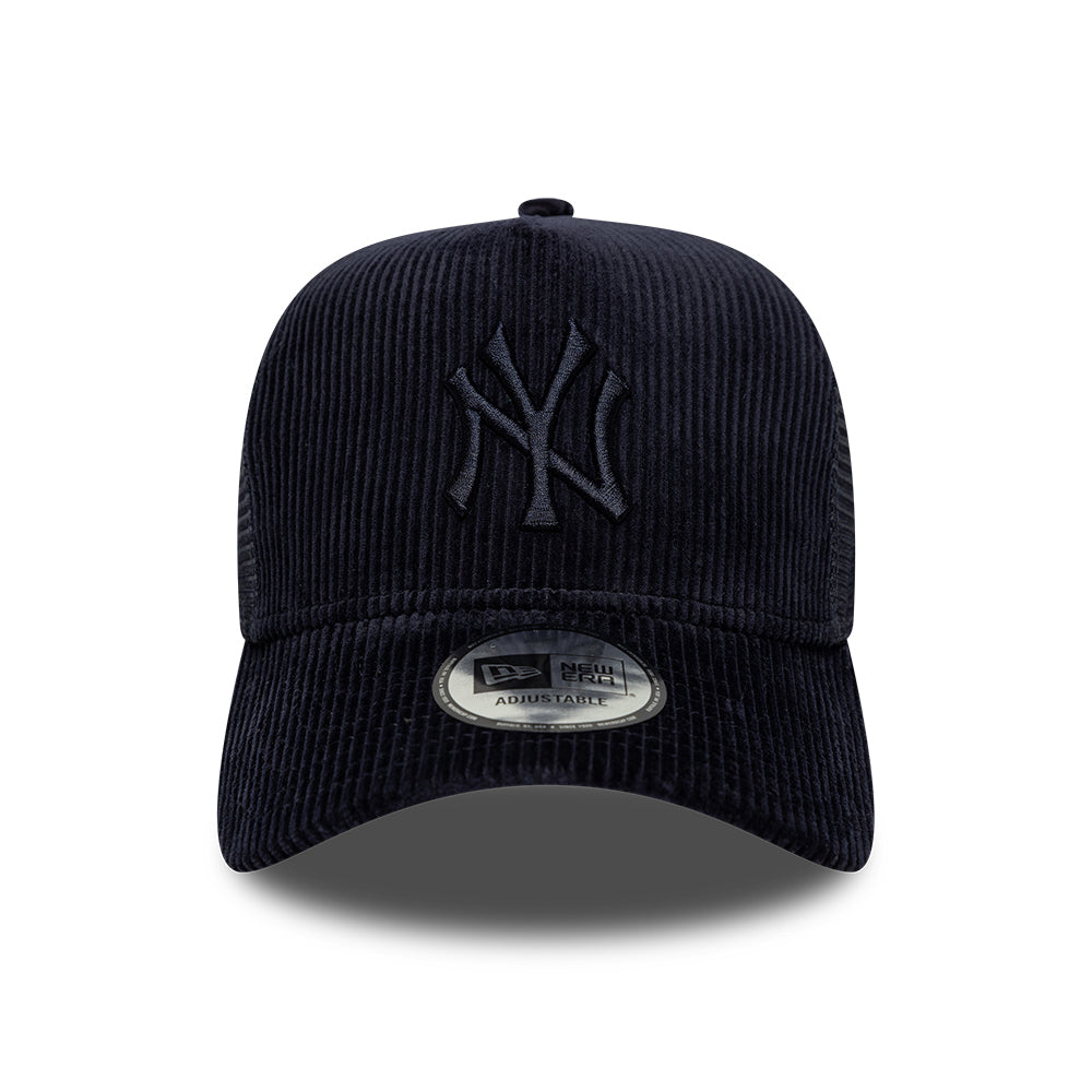 Casquette Trucker A-Frame 9FORTY MLB Tonal Cord New York Yankees bleu marine sur bleu marine NEW ERA