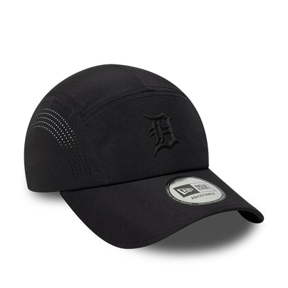 Casquette 5 Panel MLB Tech Midi Runner Detroit Tigers noir sur noir NEW ERA