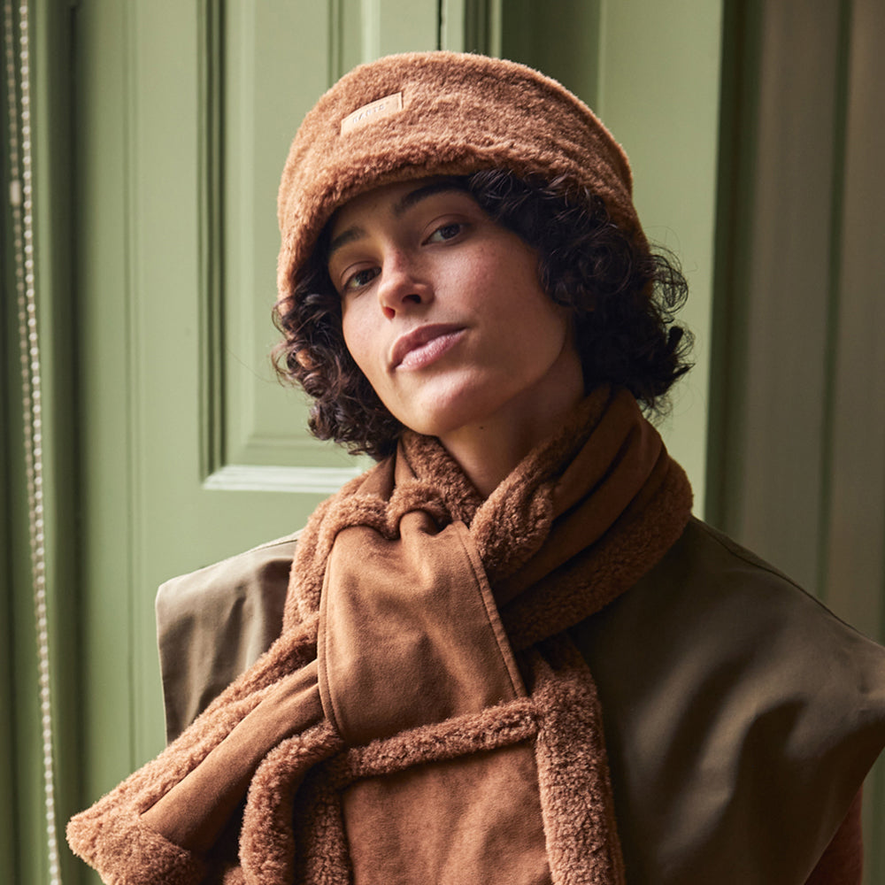 Chapeau Hiver Imitation Daim Kegalle marron foncé BARTS