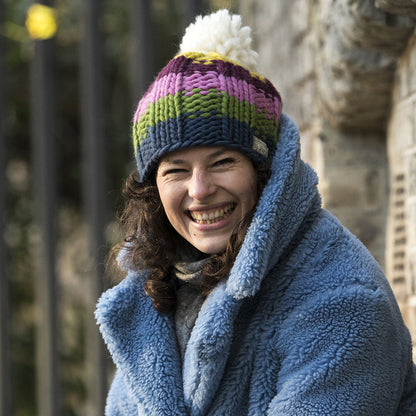 Bonnet à Pompon en Laine Point de Riz Arc-en-Ciel denim-multicolore KUSAN
