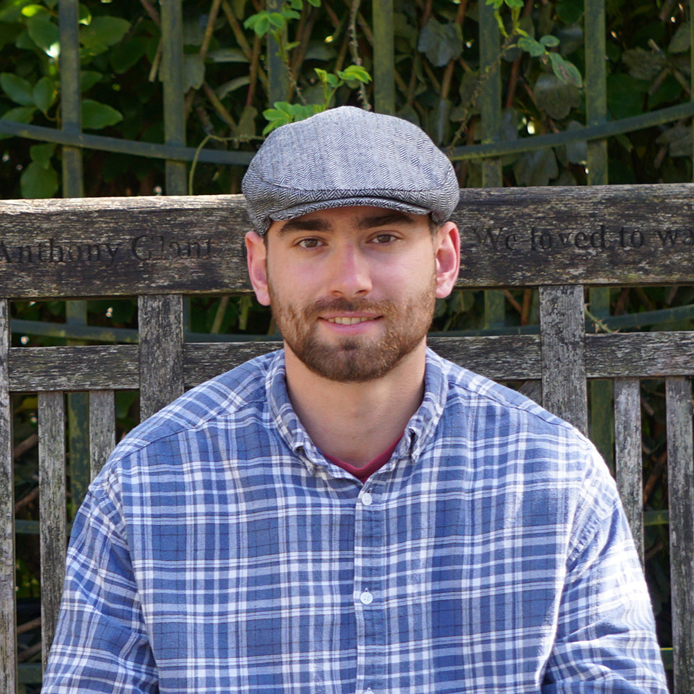 Casquette Plate à Chevrons gris JAXON & JAMES - VENTE EN GROS