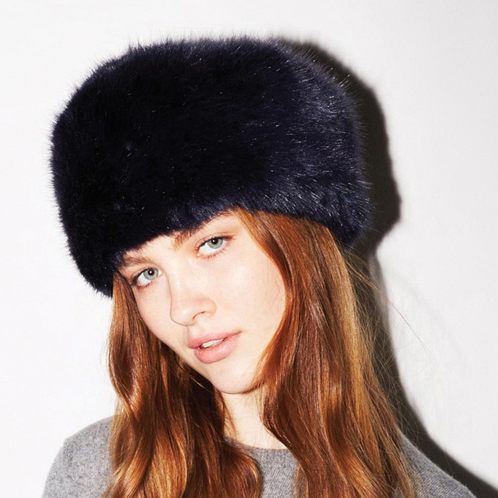 Chapeau Calot Femme Hiver en Fausse Fourrure bleu marine HELEN MOORE
