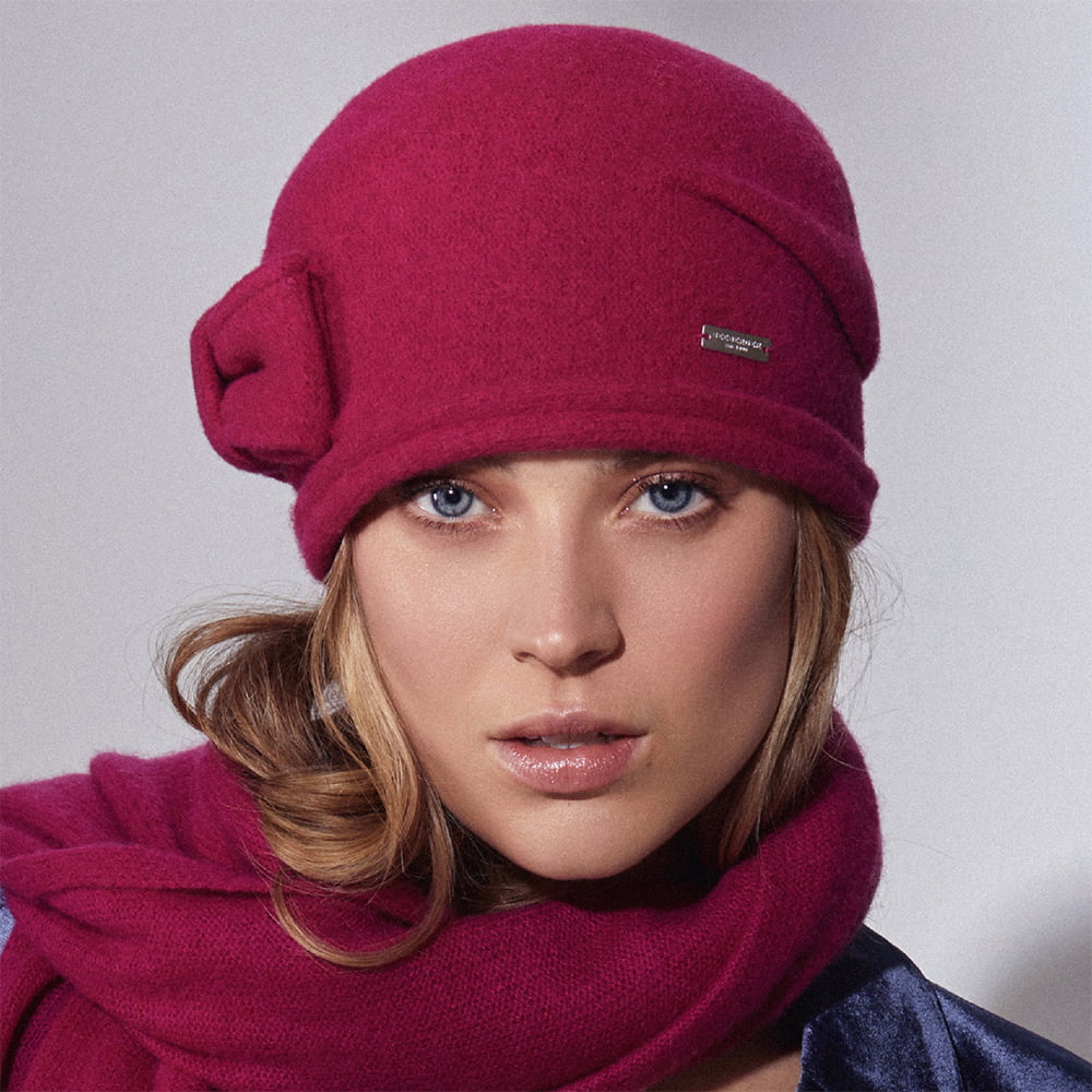 Chapeau Cloche en Laine Vierge Bouillie avec Nœud groseille SEEBERGER