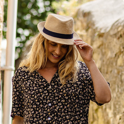 Chapeau Trilby en Jute beige sable JAXON & JAMES