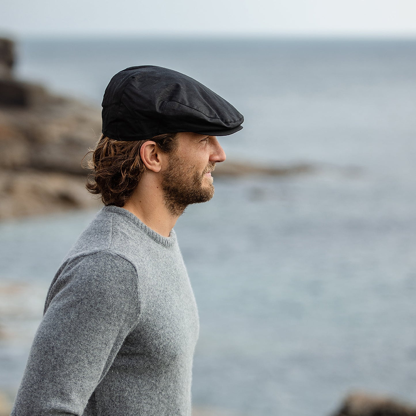 Casquette Plate en Coton Ciré British Millerain noir JAXON & JAMES