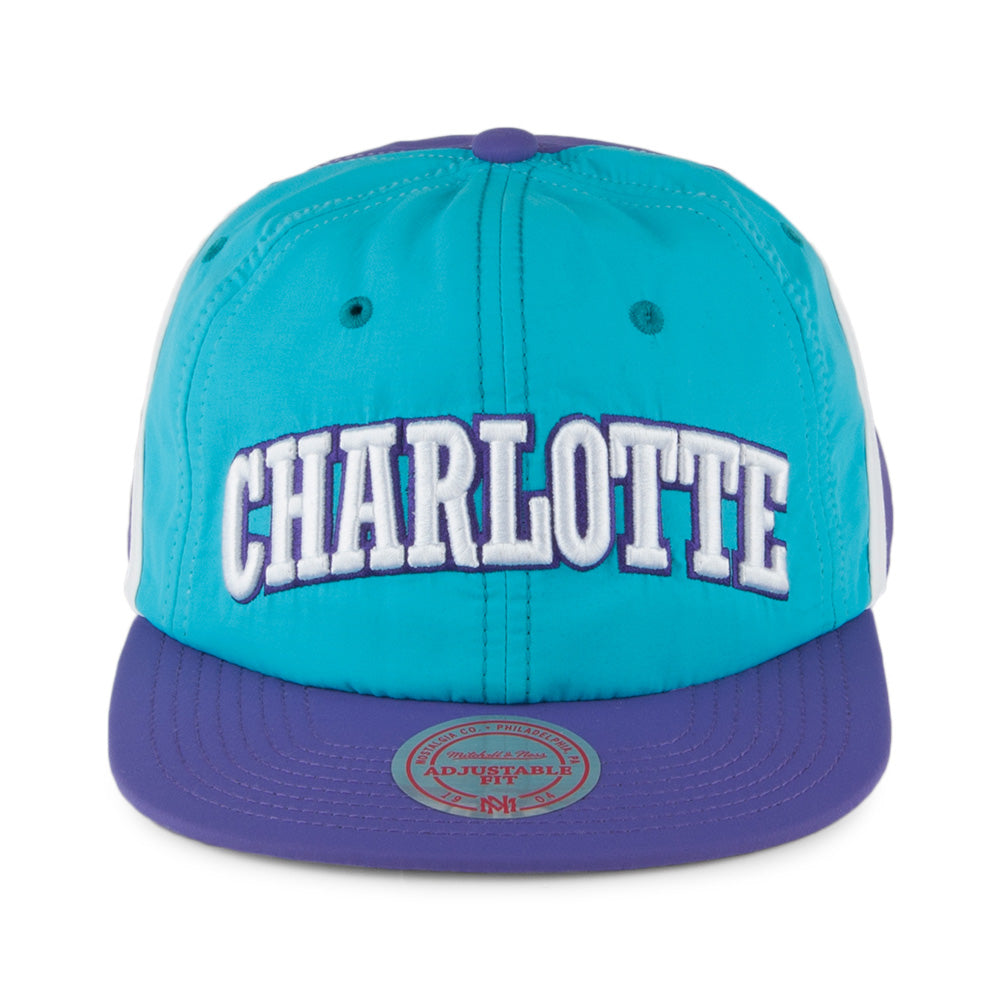 Casquette Snapback Anorak Charlotte Hornets bleu sarcelle-violet MITCHELL & NESS