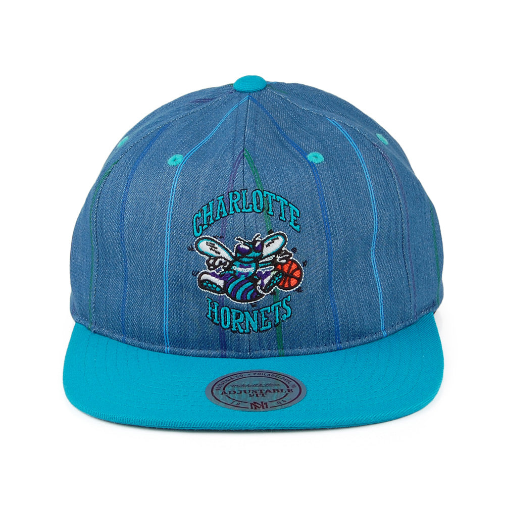 Casquette Snapback Denim Pinstripe Charlotte Hornets bleu sarcelle MITCHELL & NESS