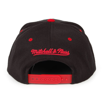 Casquette Snapback NBA Arch 2 Tone Atlanta Hawks noir-rouge MITCHELL & NESS