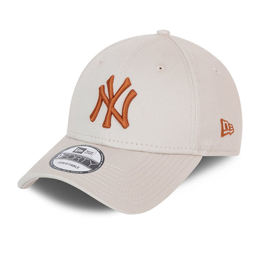 Casquette 9FORTY MLB League Essential New York Yankees pierre-toffee NEW ERA