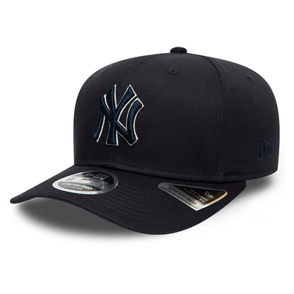 Casquette Snapback 9FIFTY MLB Outline Stretch New York Yankees bleu marine NEW ERA
