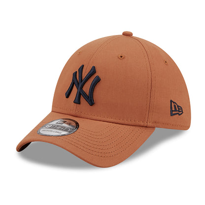Casquette 39THIRTY MLB League Essential New York Yankees toffee-bleu marine NEW ERA