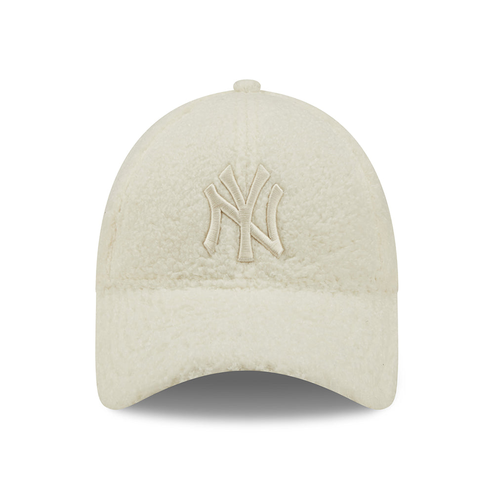 Casquette Femme 9FORTY MLB Borg New York Yankees crème NEW ERA