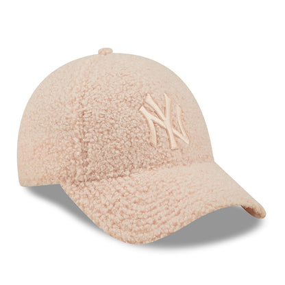 Casquette Femme 9FORTY MLB Borg New York Yankees rose clair NEW ERA