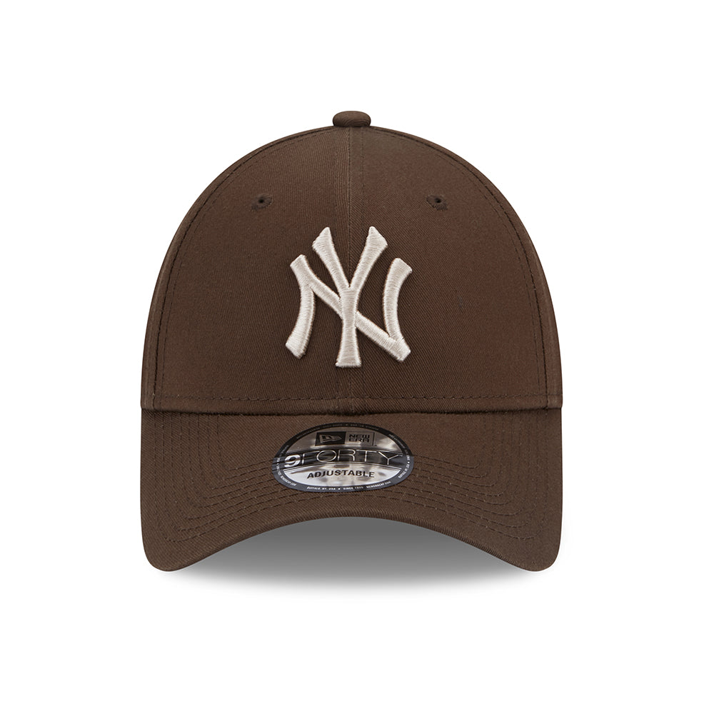 Casquette 9FORTY New York Yankees MLB League Essential marron-pierre NEW ERA