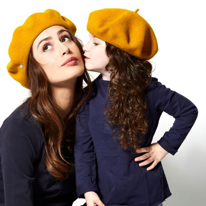 Béret Enfant en Laine Mérinos Petit Basque moutarde LAULHÈRE