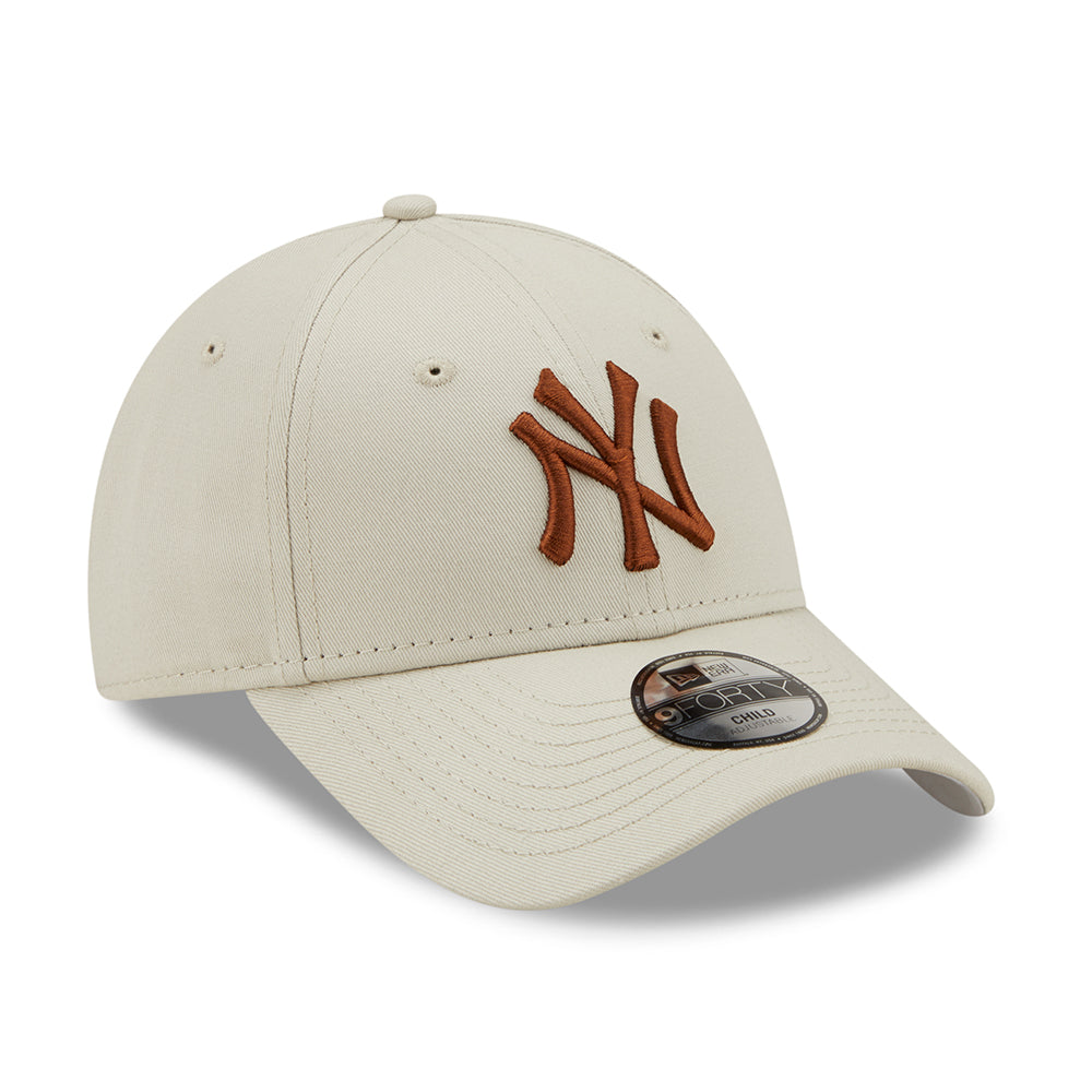 Casquette Enfant 9FORTY MLB League Essential New York Yankees pierre-caramel NEW ERA