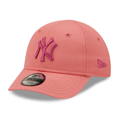 Casquette Bébé 9FORTY MLB League Essential New York Yankees rose clair-rose NEW ERA