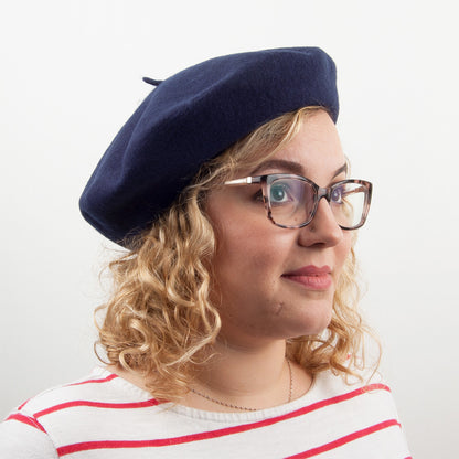 Béret Tendance en Laine bleu marine - VENTE EN GROS